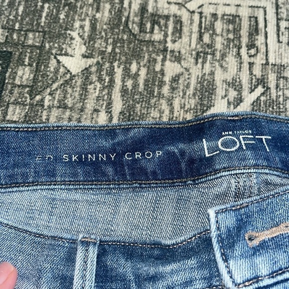 Loft women’s distressed skinny crop jeans size 26 - Picture 6 of 11